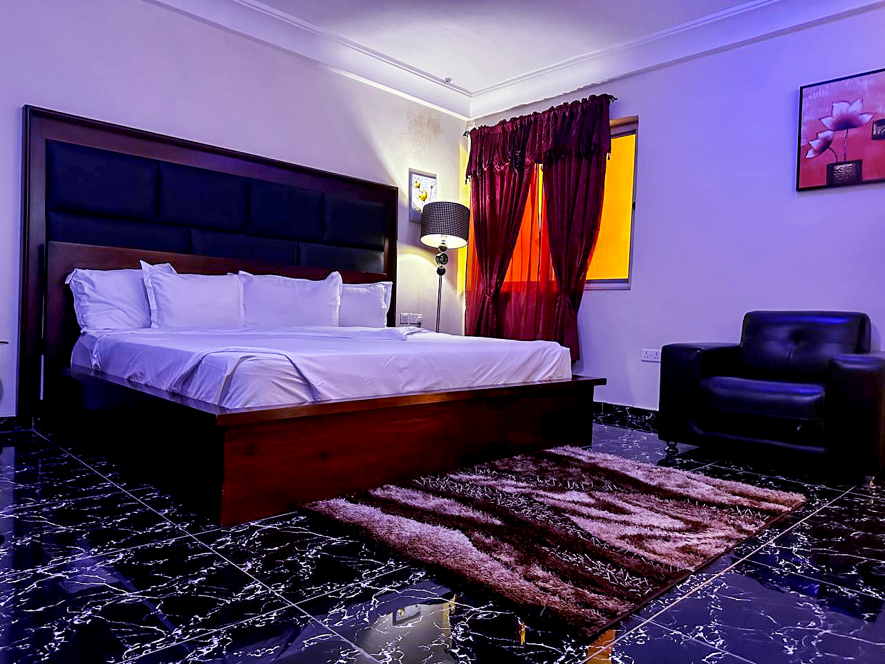 Mini Suite